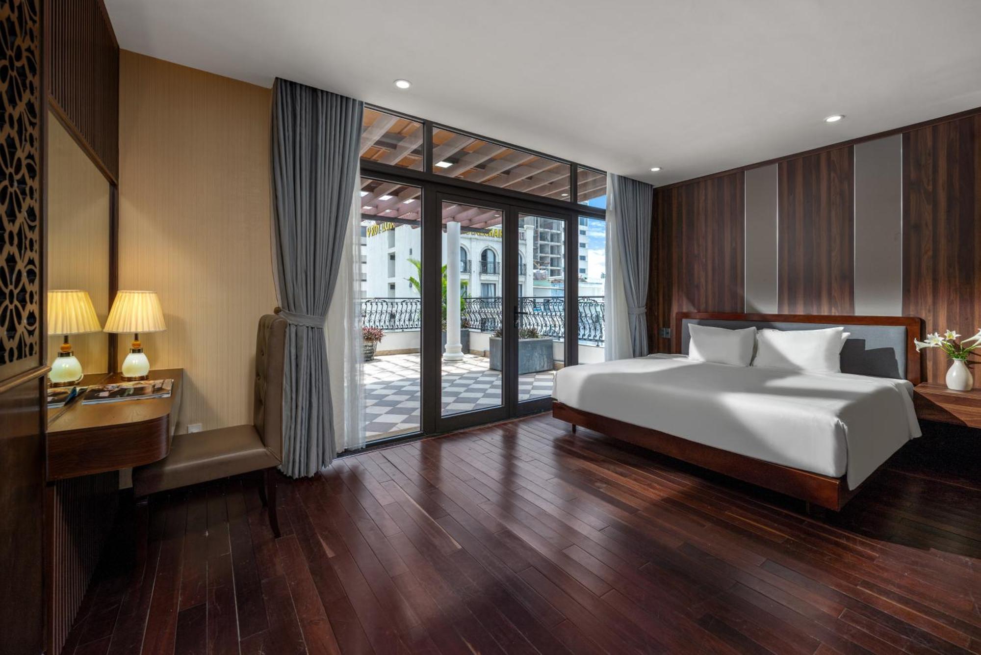Palazzo Luxury Hotel Da Nang Zewnętrze zdjęcie