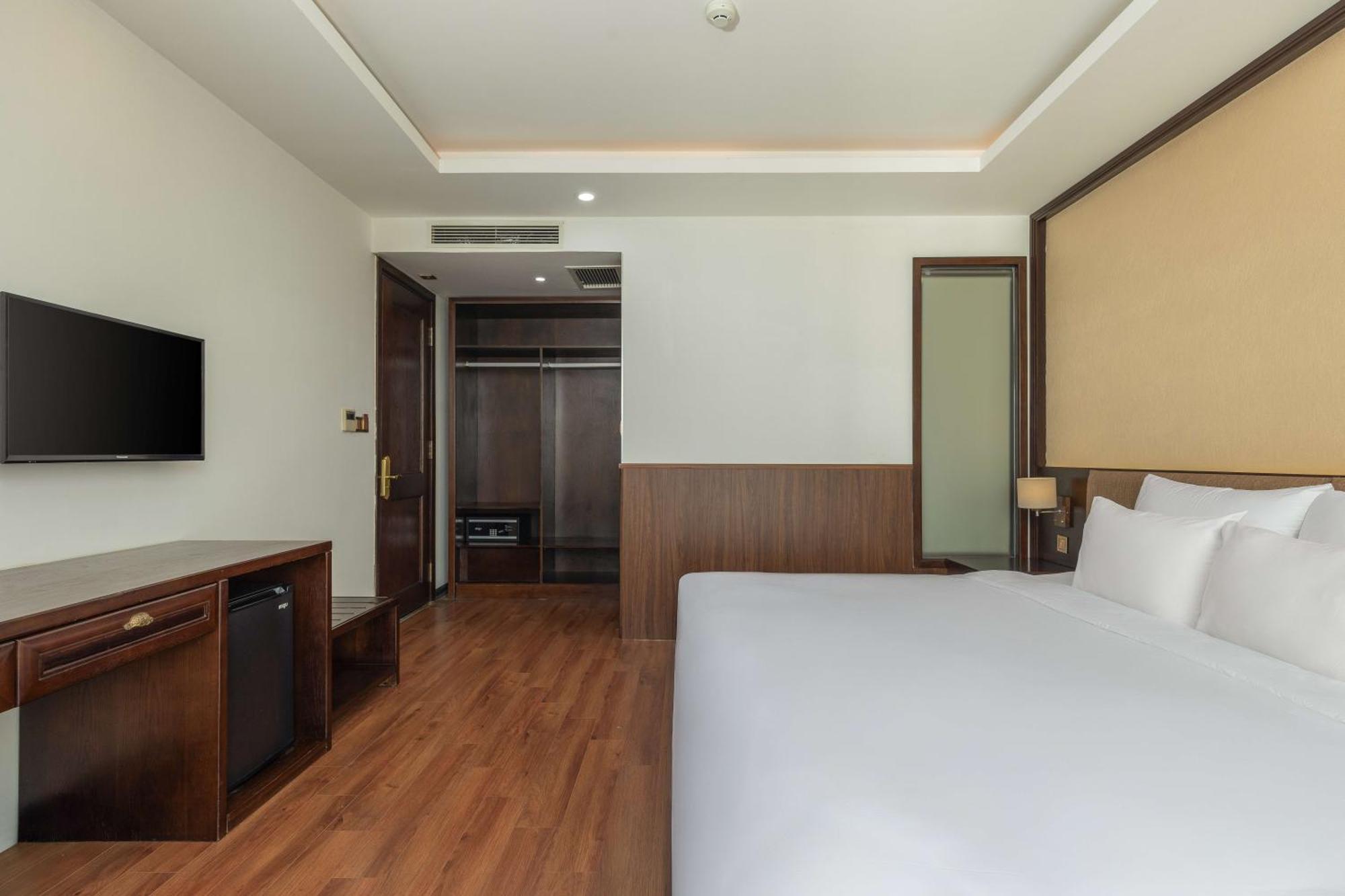 Palazzo Luxury Hotel Da Nang Zewnętrze zdjęcie