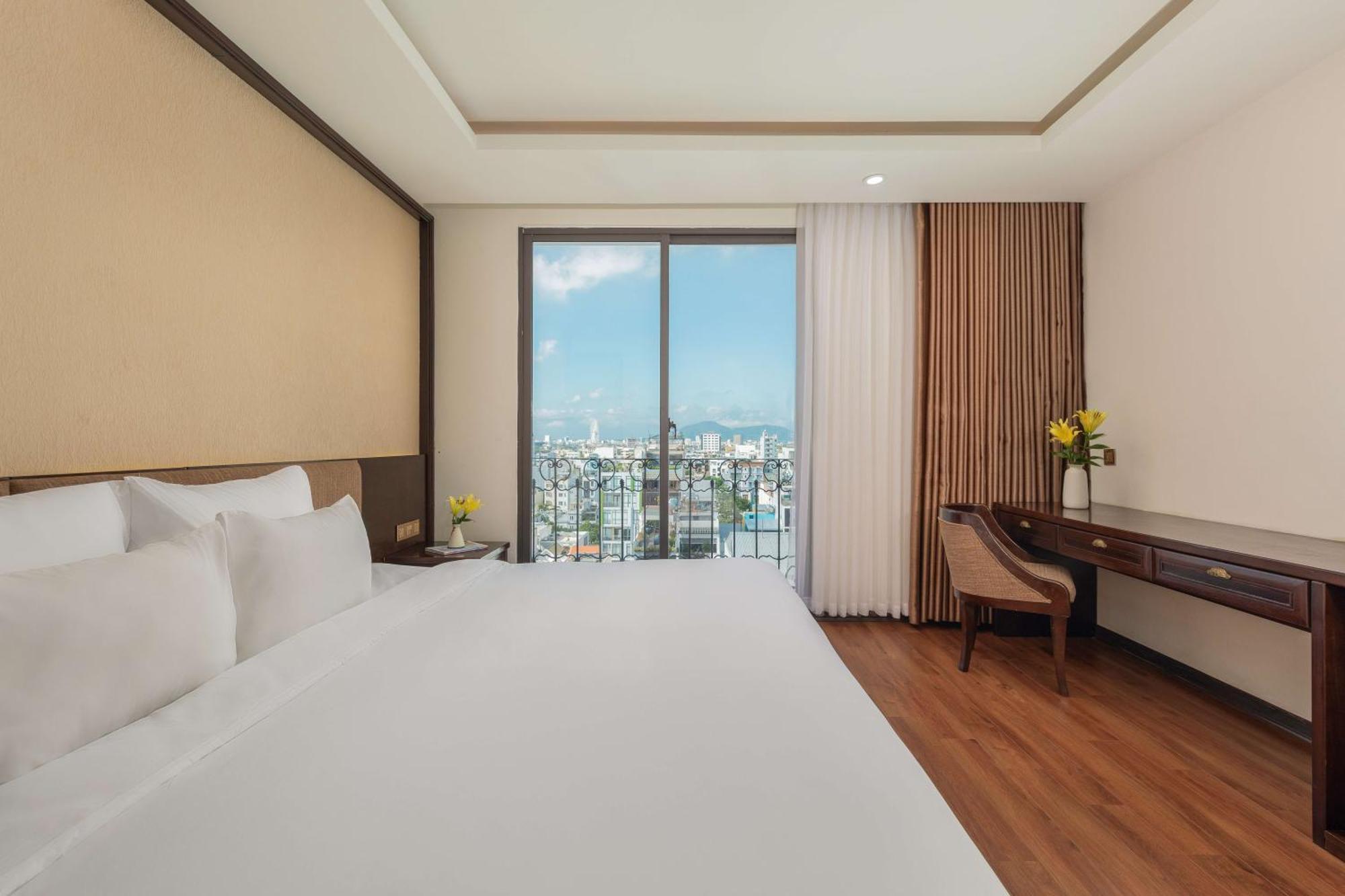 Palazzo Luxury Hotel Da Nang Zewnętrze zdjęcie